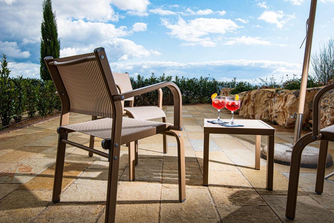 Castello Bonaria Wine & Spa Resort كامبيليا ماريتيما المظهر الخارجي الصورة