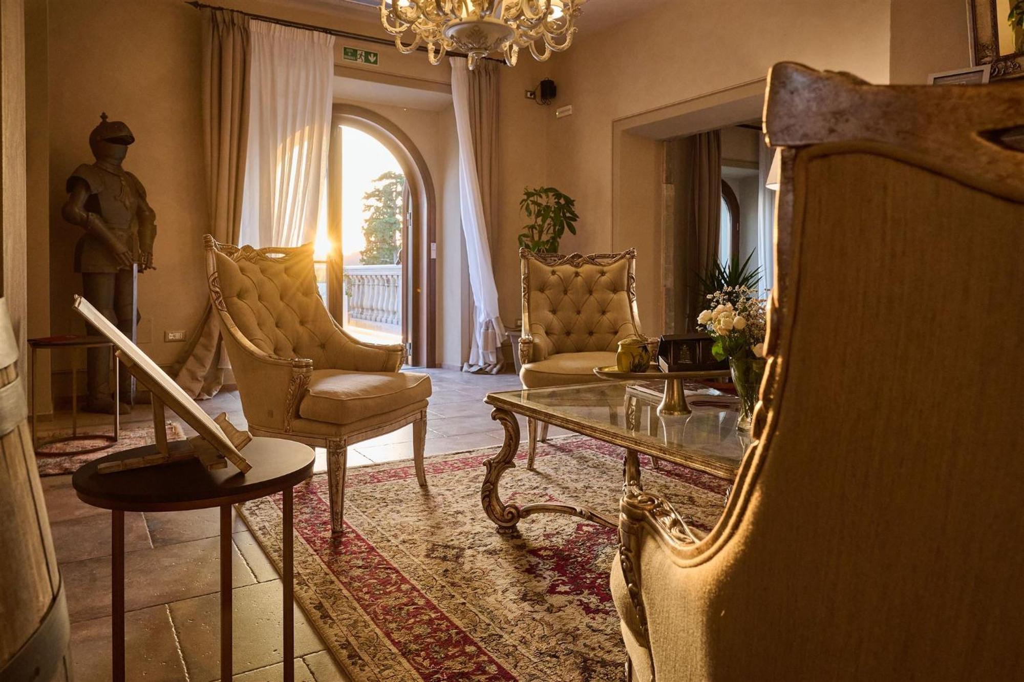 Castello Bonaria Wine & Spa Resort كامبيليا ماريتيما المظهر الخارجي الصورة
