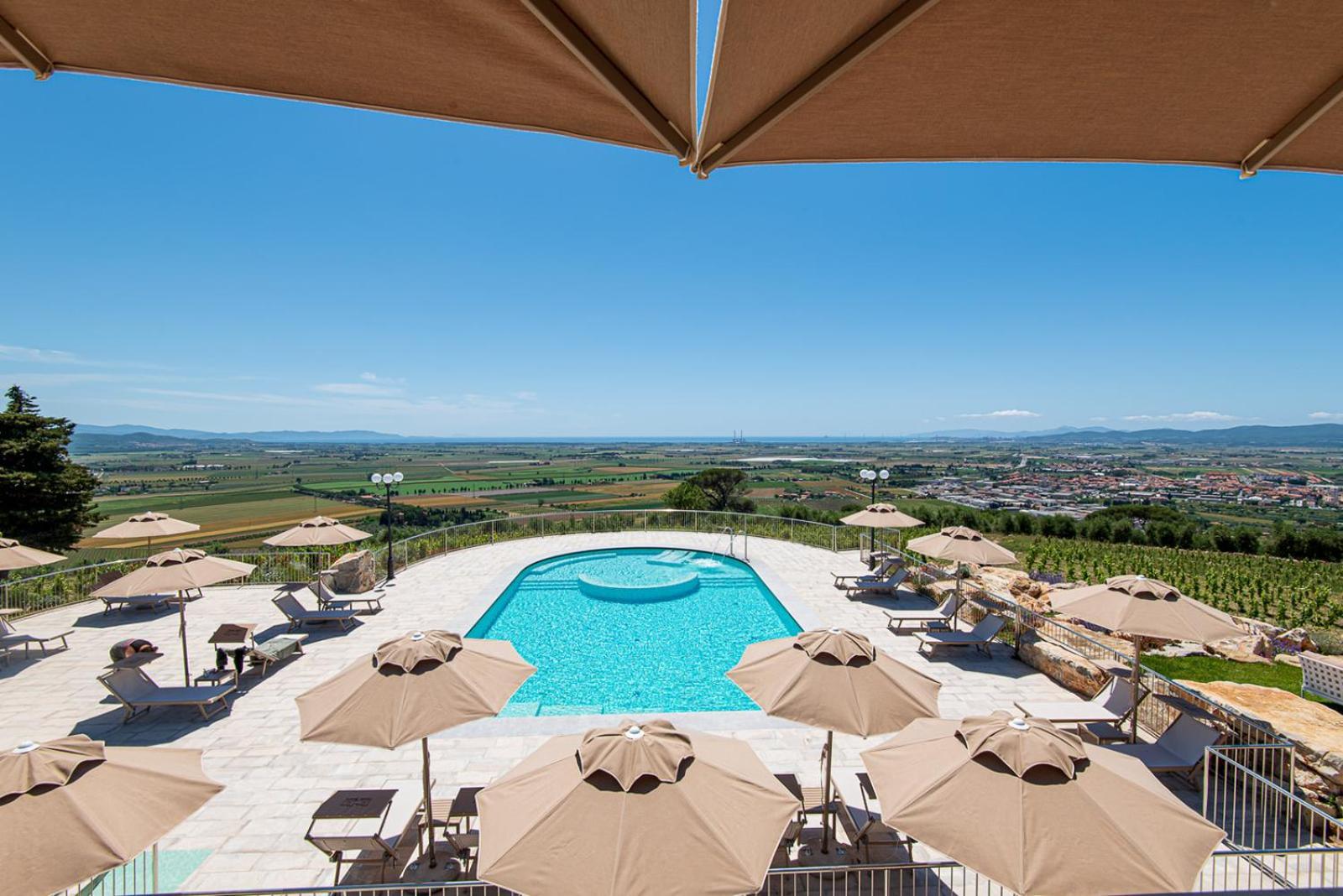 Castello Bonaria Wine & Spa Resort كامبيليا ماريتيما المظهر الخارجي الصورة